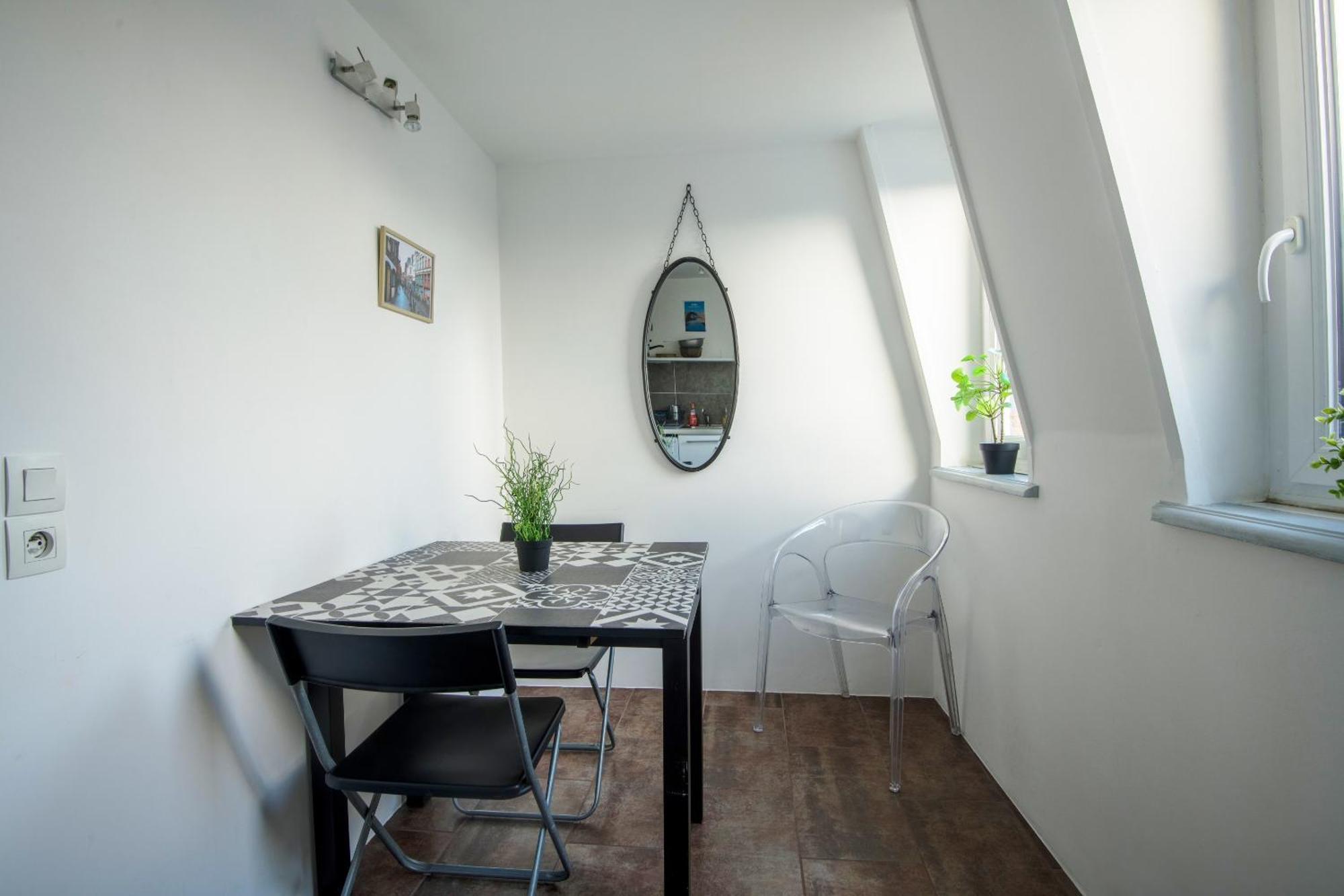 Royale Apartments Vieux Lille 24H24H Access Buitenkant foto