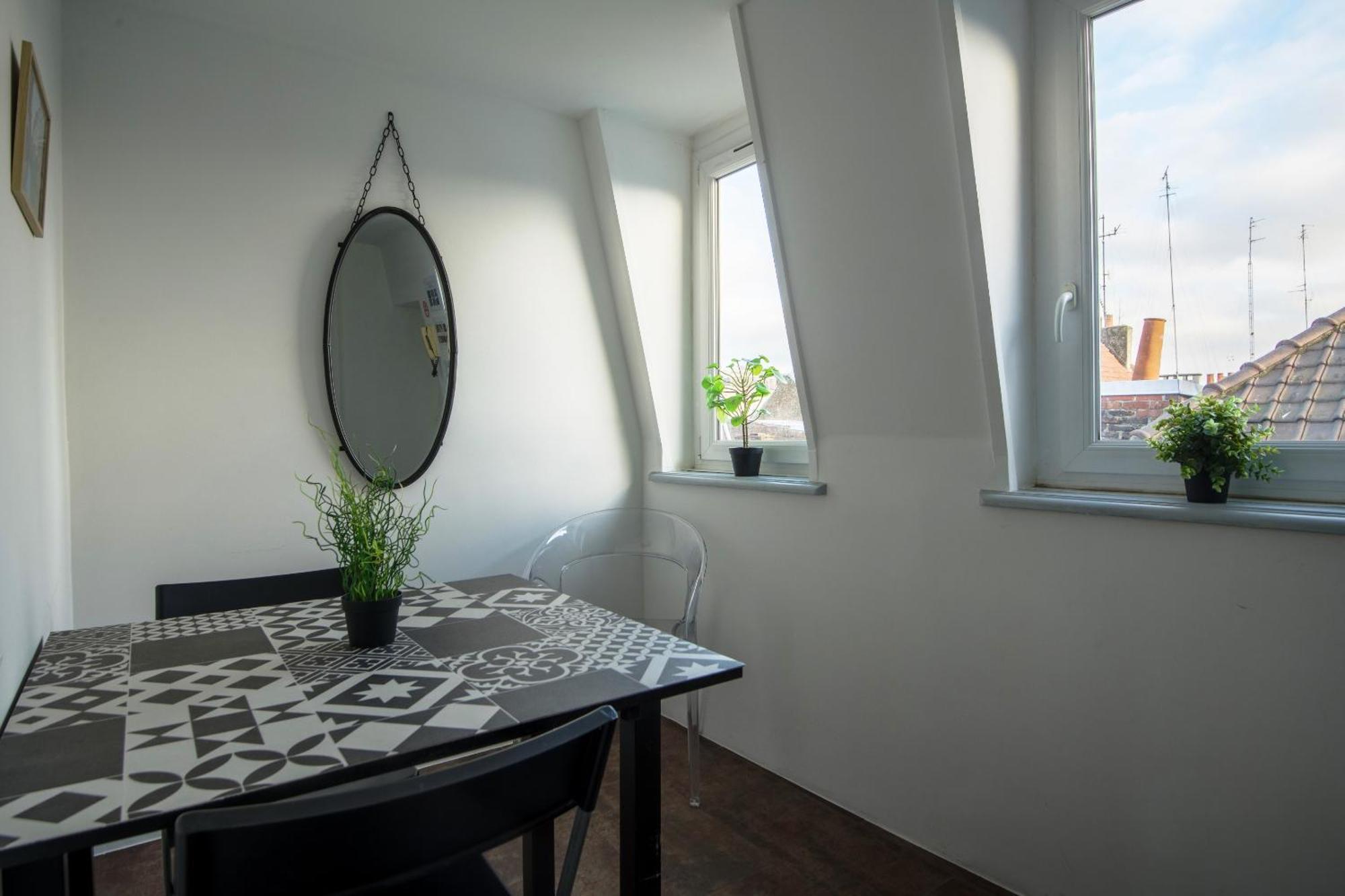 Royale Apartments Vieux Lille 24H24H Access Buitenkant foto
